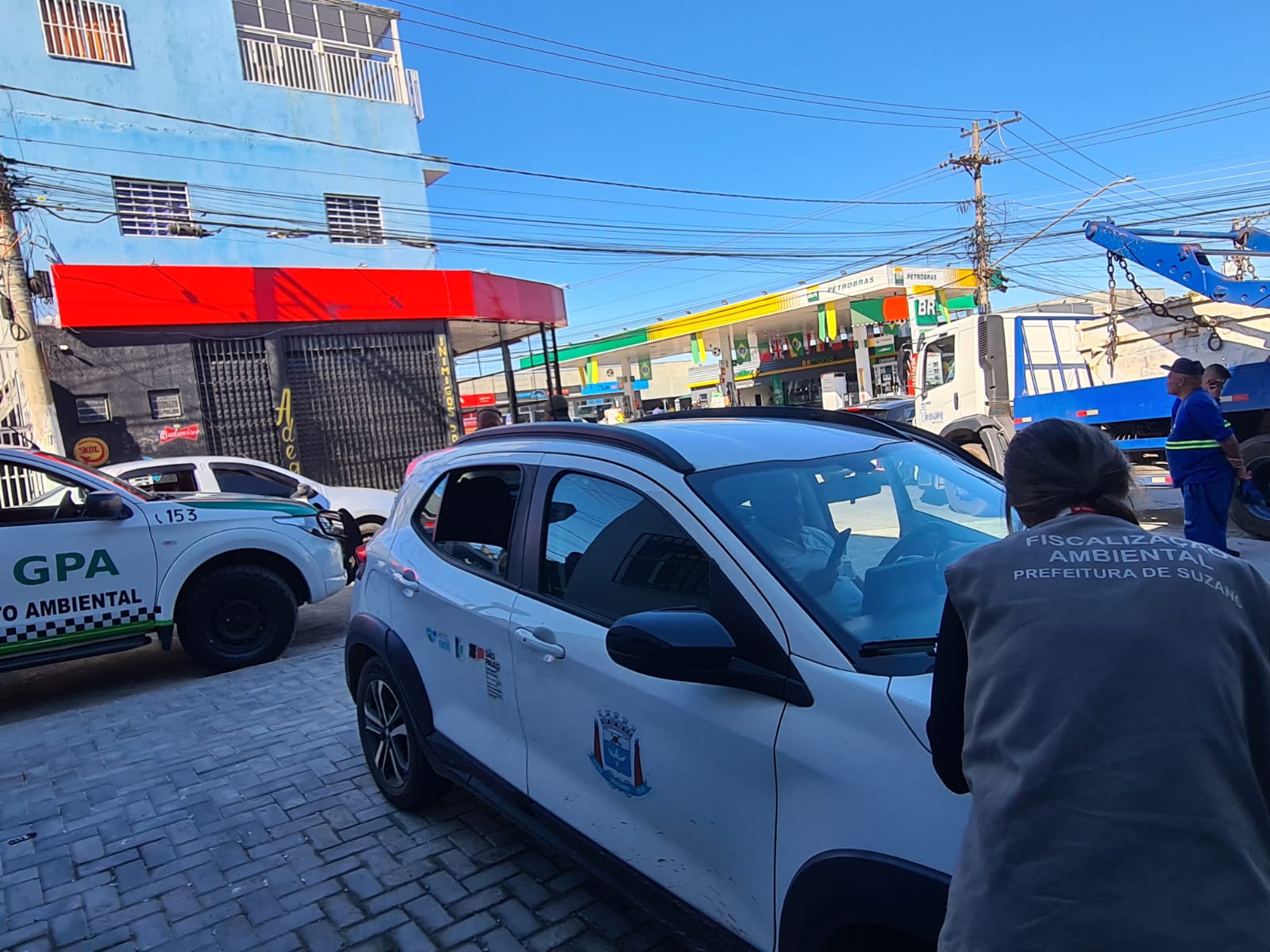 Caçamba Verde apreende caçamba irregular na Vila Urupês em Suzano