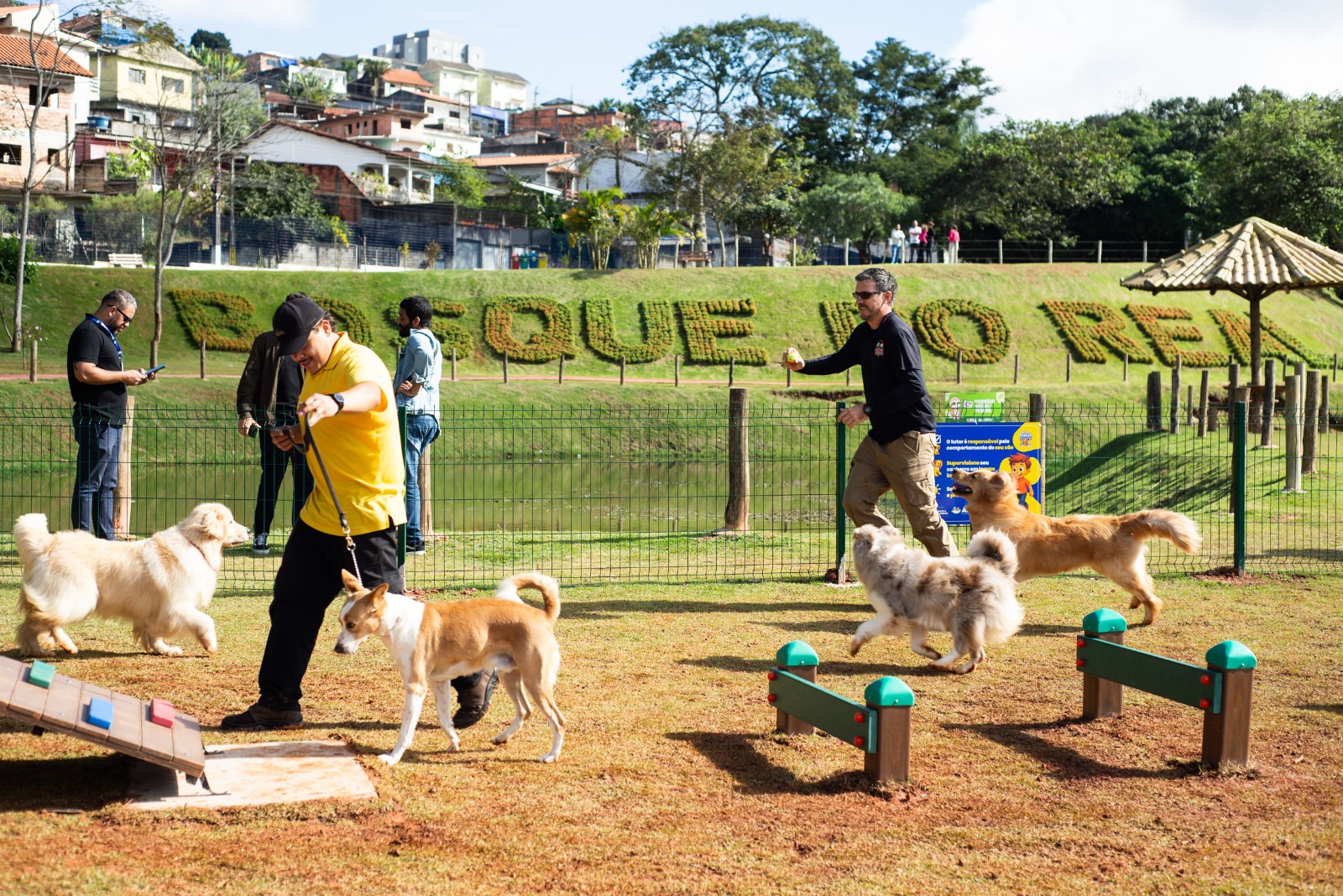 Arujá inaugura 2º ParCão em duas semanas e amplia espaços de lazer para pets