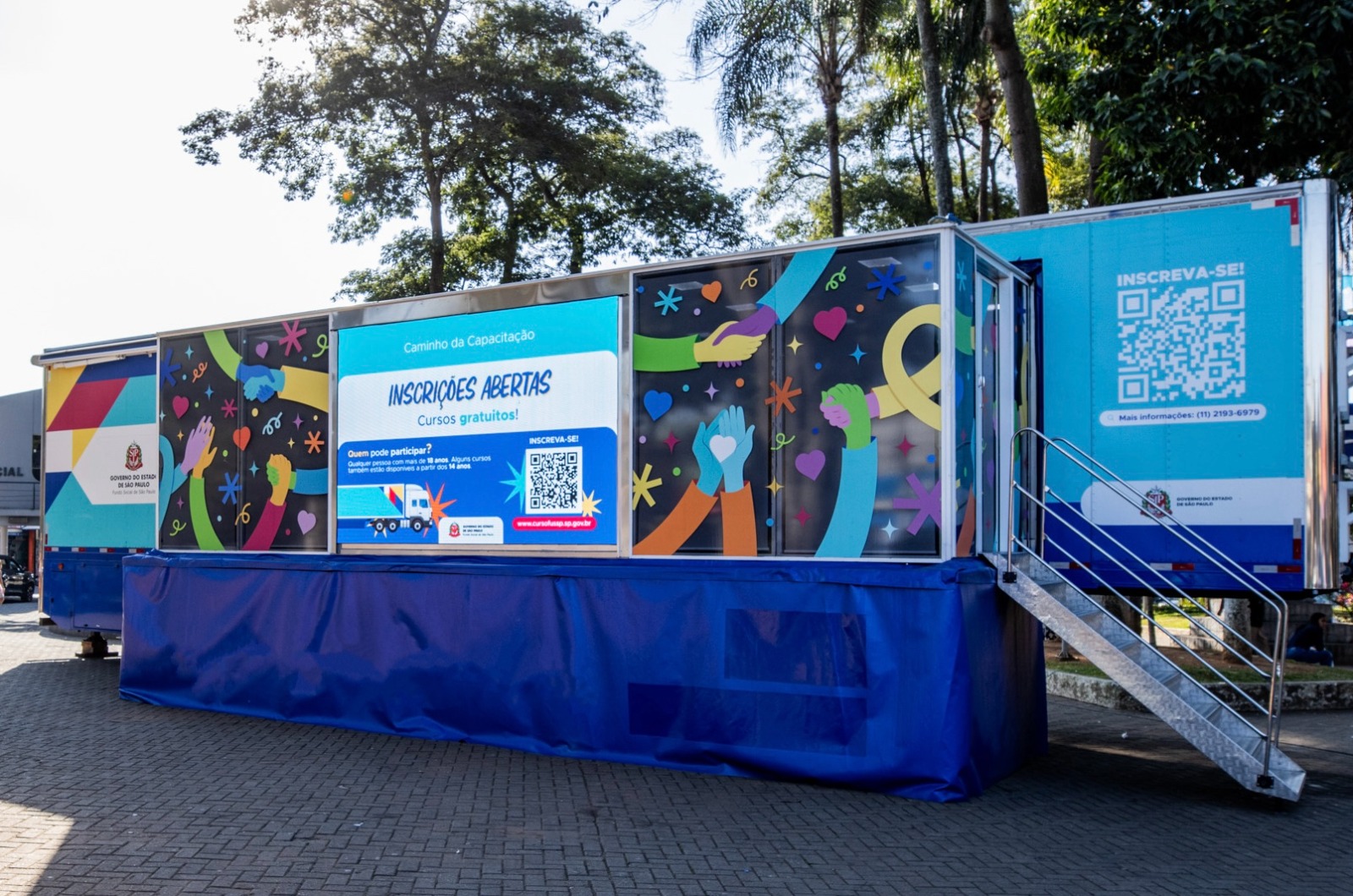 Carreta Caminho da Capacitação chega a Itaquá com 60 vagas para cursos de costura