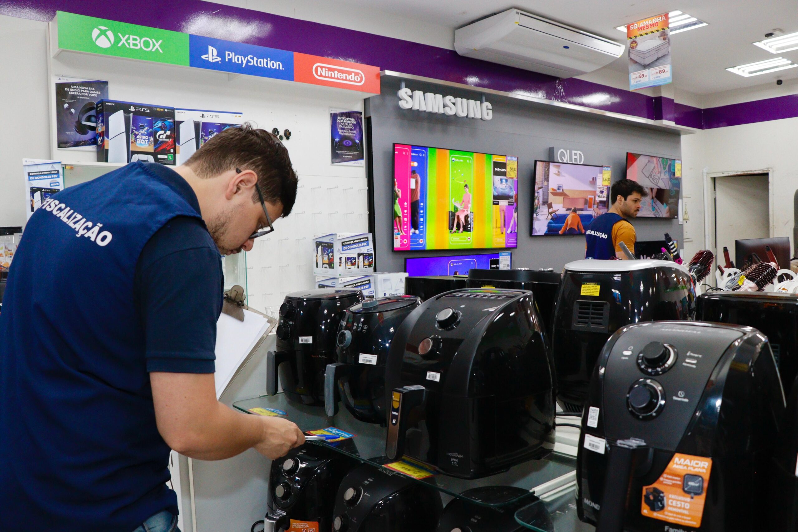 Procon de Suzano orienta consumidores para a Black Friday