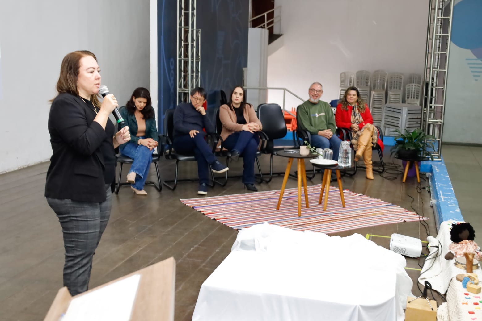 Suzano realiza seminário sobre políticas públicas pela primeira infância