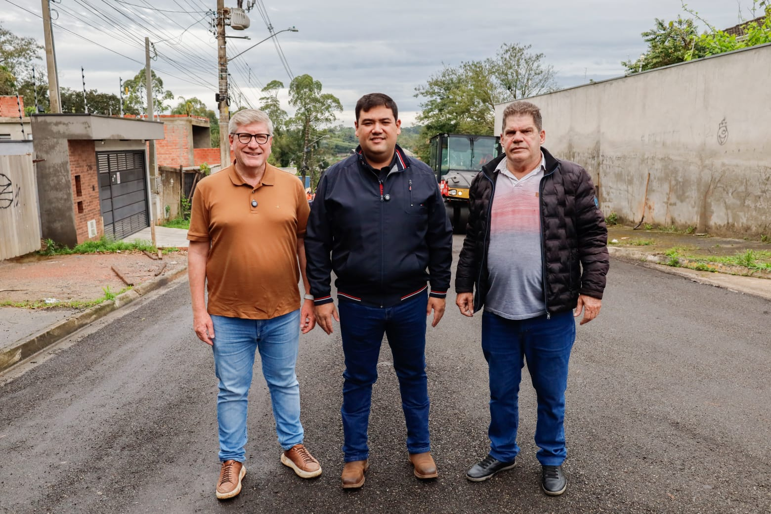 Ruas do Jardim das Flores recebem serviços de requalificação viária