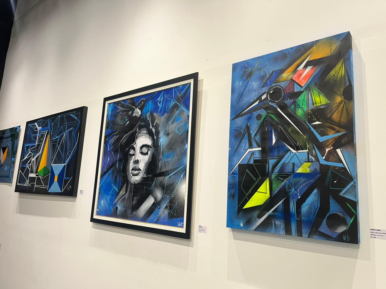 Suzano Shopping recebe exposição de arte urbana com criação de obras ao vivo