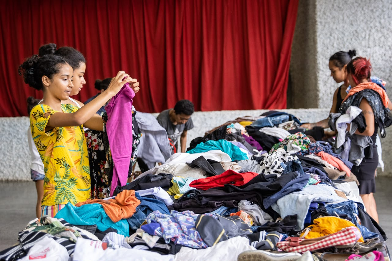 Fundo Social de Itaquá mobiliza campanha para arrecadar roupas para famílias afetadas pelas chuvas