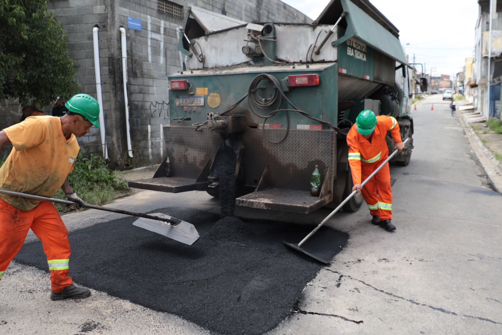 Operação Tapa-Buraco amplia alcance em Suzano entre 2025 e 2026