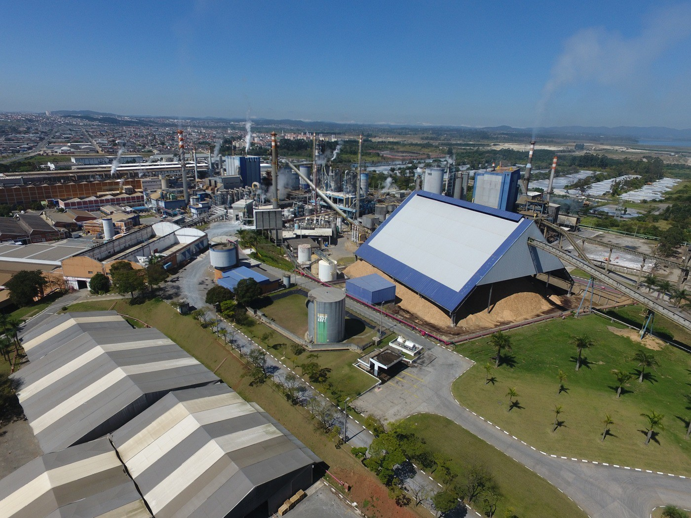Suzano abre vagas para Programa de Aprendiz na fábrica da cidade